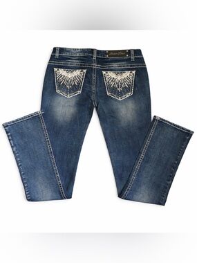 Cedar Rose 🌹 Embellished Pocket Jean